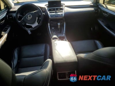 Zdjęcie 8 z 13 samochodu: 2017 LEXUS NX 200T BASE VIN:JTJYARBZ2H2083198 - miniatura
