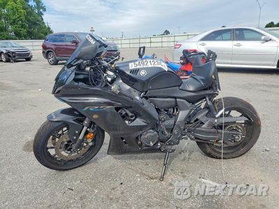 Trzecie zdjęcie samochodu z tyłu: 2022 YAMAHA YZFR7 VIN:JYARM38E3NA001802 - miniatura