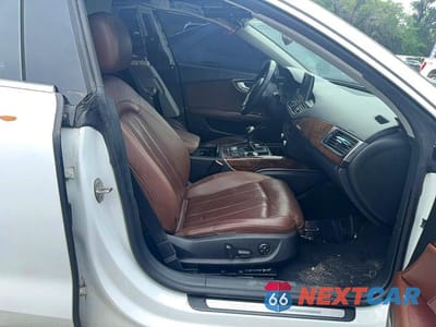 Piąte zdjęcie samochodu w środku: 2012 AUDI A7 PRESTIGE VIN:WAU2GAFC3CN171244 - miniatura