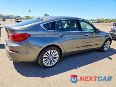 Trzecie zdjęcie samochodu z tyłu: 2016 BMW 535 XIGT VIN:WBA5M4C57GD186581 - miniatura