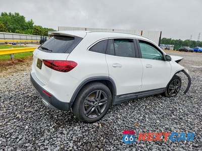 Trzecie zdjęcie samochodu z tyłu: 2025 MERCEDES-BENZ GLA 250 VIN:W1N4N4GB0SJ697161 - miniatura
