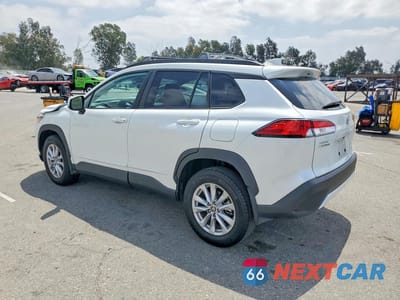 Drugie zdjęcie samochodu z przodu: 2024 TOYOTA COROLLA CROSS LE VIN:7MUBAAAG2RV115027 - miniatura