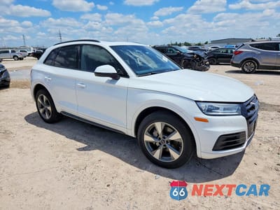 Czwarte zdjęcie samochodu z boku: 2020 AUDI Q5 PREMIUM VIN:WA1ANAFY0L2106976 - miniatura