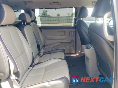 Zdjęcie 11 z 13 samochodu: 2018 KIA SEDONA LX VIN:KNDMB5C11J6410673 - miniatura