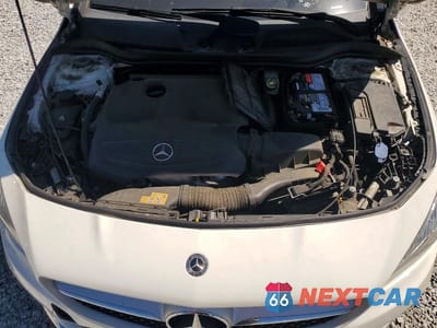 Zdjęcie 11 z 12 samochodu: 2018 MERCEDES-BENZ CLA 250 4MATIC VIN:WDDSJ4GB1JN543209 - miniatura