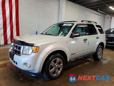 2008 FORD ESCAPE XLT 1FMCU03138KE30106 - główne zdjęcie licytacji z USA - miniatura