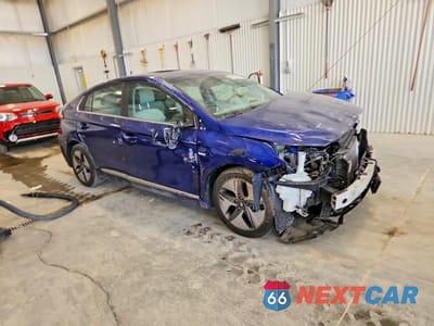 Czwarte zdjęcie samochodu z boku: 2020 HYUNDAI IONIQ SEL VIN:KMHC85LC7LU196407 - miniatura