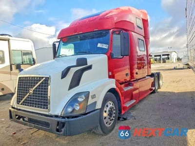 Drugie zdjęcie samochodu z przodu: 2011 VOLVO VN VNL VIN:4V4NC9EJ6BN297238 - miniatura