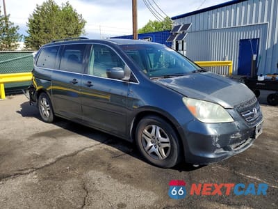Czwarte zdjęcie samochodu z boku: 2005 HONDA ODYSSEY EX VIN:5FNRL38405B407770 - miniatura