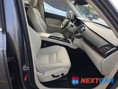 Zdjęcie 11 z 13 samochodu: 2017 VOLVO XC90 T6 VIN:YV4A22PK1H1112147 - miniatura