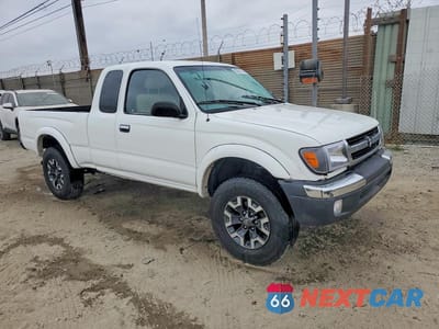 Czwarte zdjęcie samochodu z boku: 1998 TOYOTA TACOMA XTRACAB VIN:4TAWN72N8WZ019442 - miniatura