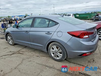Drugie zdjęcie samochodu z przodu: 2019 HYUNDAI ELANTRA SEL VIN:KMHD84LF1KU812903 - miniatura
