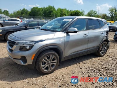 2021 KIA SELTOS LX KNDEPCAA3M7188648 - główne zdjęcie licytacji z USA - miniatura