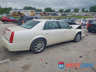 Trzecie zdjęcie samochodu z tyłu: 2011 CADILLAC DTS LUXURY COLLECTION VIN:1G6KD5E61BU131072 - miniatura