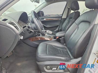 Zdjęcie 7 z 12 samochodu: 2016 AUDI Q5 PREMIUM VIN:WA1C2AFP0GA055225 - miniatura