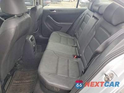 Zdjęcie 10 z 12 samochodu: 2012 VOLKSWAGEN JETTA SE VIN:3VWDP7AJ3CM414613 - miniatura