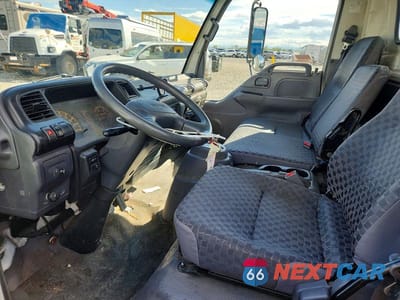 Zdjęcie 7 z 13 samochodu: 2006 ISUZU NPR VIN:JALB4B16767015394 - miniatura