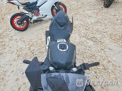 Piąte zdjęcie samochodu w środku: 2026 KAWASAKI EX500 H VIN:ML5EXGH10TDA88341 - miniatura