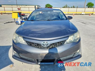Piąte zdjęcie samochodu w środku: 2014 TOYOTA CAMRY SE VIN:4T1BF1FKXEU329550 - miniatura