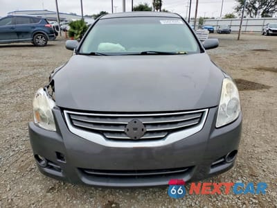 Piąte zdjęcie samochodu w środku: 2012 NISSAN ALTIMA 2.5 VIN:1N4AL2AP4CN498770 - miniatura