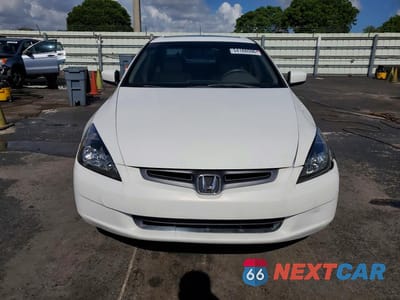 Piąte zdjęcie samochodu w środku: 2005 HONDA ACCORD LX VIN:1HGCM66515A006013 - miniatura