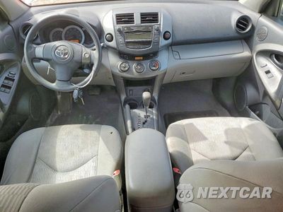 Zdjęcie 8 z 13 samochodu: 2011 TOYOTA RAV4 BASE VIN:2T3ZF4DV8BW104852 - miniatura