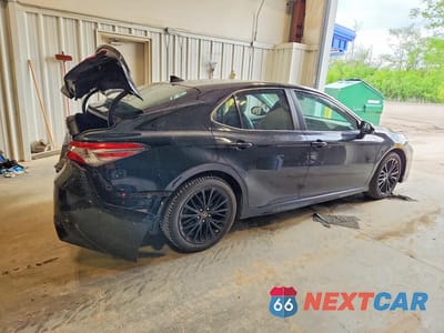 Trzecie zdjęcie samochodu z tyłu: 2019 TOYOTA CAMRY SE VIN:4T1B11HKXKU246384 - miniatura