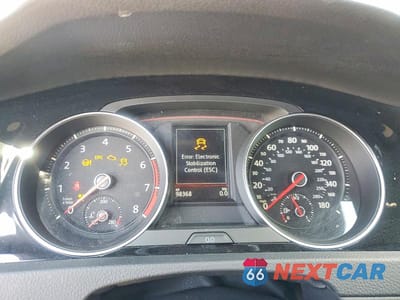 Zdjęcie 9 z 12 samochodu: 2018 VOLKSWAGEN GTI S VIN:3VW447AU1JM262248 - miniatura