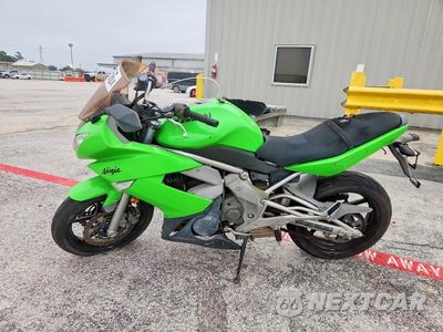 Trzecie zdjęcie samochodu z tyłu: 2009 KAWASAKI EX6 VIN:JKAEXEC169DA31436 - miniatura