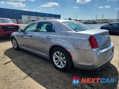 Drugie zdjęcie samochodu z przodu: 2015 CHRYSLER 300 VIN:2C3CCAAG4FH922432 - miniatura