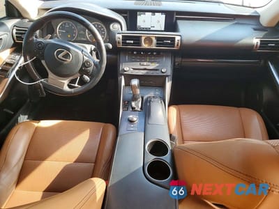 Zdjęcie 8 z 12 samochodu: 2016 LEXUS IS 200T VIN:JTHBA1D25G5033725 - miniatura