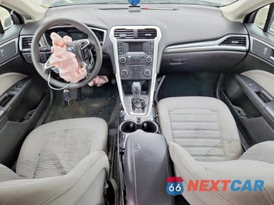 Zdjęcie 8 z 13 samochodu: 2016 FORD FUSION S VIN:3FA6P0G73GR328893 - miniatura
