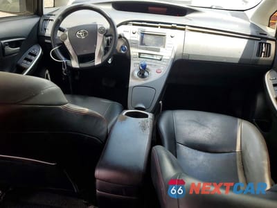 Zdjęcie 8 z 12 samochodu: 2013 TOYOTA PRIUS PERSONA SERIES SE VIN:JTDKN3DU5D1671091 - miniatura
