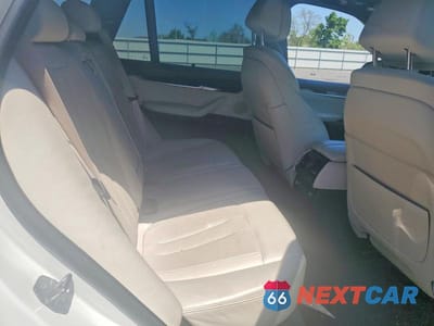 Zdjęcie 11 z 13 samochodu: 2017 BMW X5 XDRIVE35I VIN:5UXKR0C38H0V74215 - miniatura