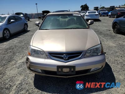 Piąte zdjęcie samochodu w środku: 2001 ACURA 3.2CL VIN:19UYA42511A005575 - miniatura