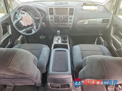 Zdjęcie 8 z 14 samochodu: 2015 NISSAN ARMADA SV VIN:5N1BA0ND4FN604918 - miniatura