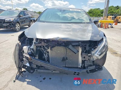 Piąte zdjęcie samochodu w środku: 2025 NISSAN VERSA S VIN:3N1CN8DV6SL886644 - miniatura