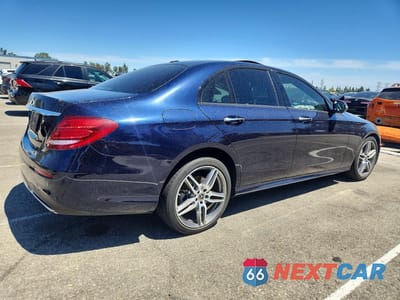 Trzecie zdjęcie samochodu z tyłu: 2020 MERCEDES-BENZ E 350 VIN:WDDZF8DB2LA711817 - miniatura