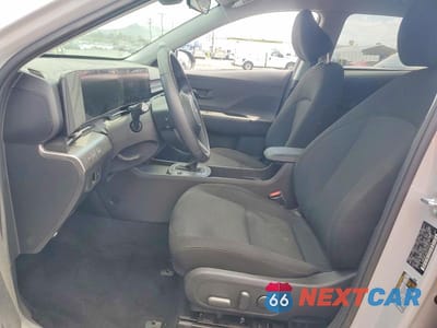 Zdjęcie 7 z 13 samochodu: 2025 HYUNDAI KONA SEL VIN:KM8HBCAB6SU305976 - miniatura