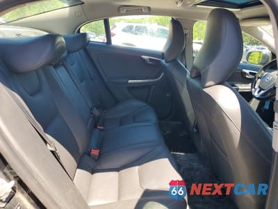 Zdjęcie 10 z 12 samochodu: 2015 VOLVO S60 PLATINUM VIN:YV1612TM4F1348527 - miniatura