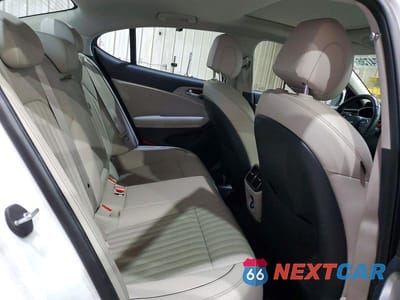 Zdjęcie 10 z 13 samochodu: 2020 GENESIS G70 ELITE VIN:KMTG34LA2LU049202 - miniatura