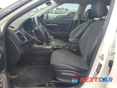 Zdjęcie 7 z 14 samochodu: 2021 KIA SELTOS S VIN:KNDEU2AA2M7205393 - miniatura