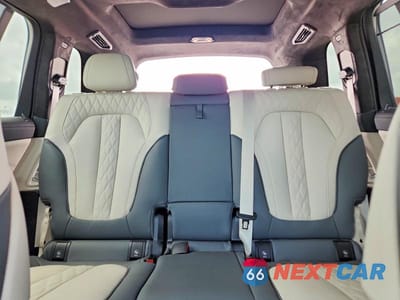 Zdjęcie 10 z 14 samochodu: 2026 BMW X7 ALPINA XB7 VIN:5UX43EM08T9056024 - miniatura