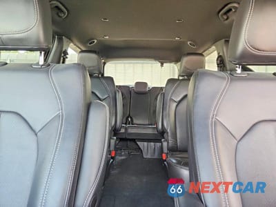 Zdjęcie 10 z 14 samochodu: 2025 CHRYSLER PACIFICA SELECT VIN:2C4RC1BG7SR554479 - miniatura