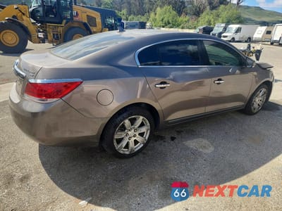 Trzecie zdjęcie samochodu z tyłu: 2010 BUICK LACROSSE CXL VIN:1G4GC5EG4AF245676 - miniatura