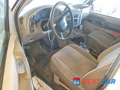 Zdjęcie 8 z 12 samochodu: 2004 CHEV ASTRO VIN:1GCDM19X44B108594 - miniatura