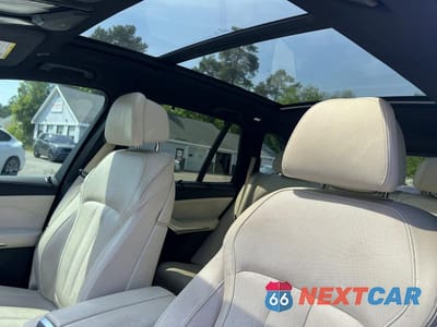 Zdjęcie 9 z 10 samochodu: 2019 BMW X5 XDRIVE40I VIN:5UXCR6C50KLL36566 - miniatura