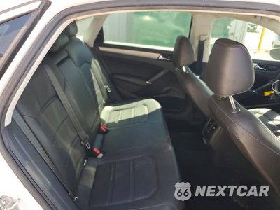 Zdjęcie 10 z 12 samochodu: 2020 VOLKSWAGEN PASSAT SE VIN:1VWSA7A35LC024608 - miniatura