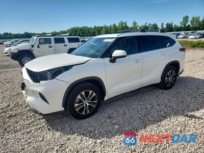 2020 TOYOTA HIGHLANDER XLE 5TDHZRAH9LS512617 - główne zdjęcie licytacji z USA - miniatura