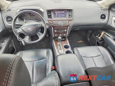 Zdjęcie 8 z 12 samochodu: 2013 NISSAN PATHFINDER S VIN:5N1AR2MMXDC674899 - miniatura
